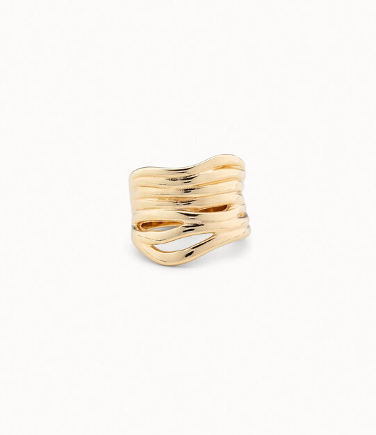 Stacking effect ring